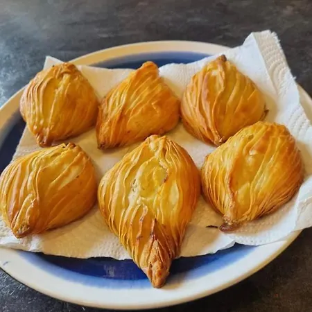 Apartmán Sunset Modern 1 Bedroom Near The