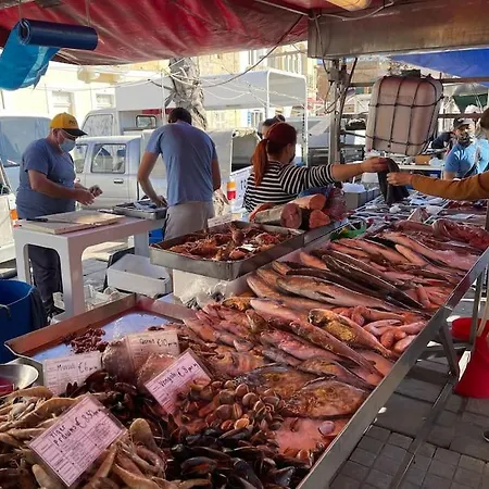 Apartmán Sunset Modern 1 Bedroom Near The *