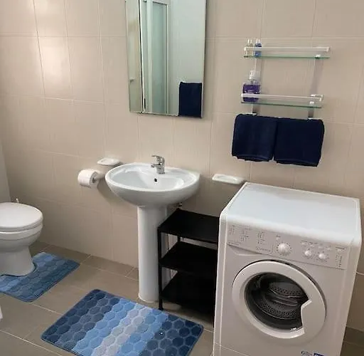 Sunset Modern 1 Bedroom Near The