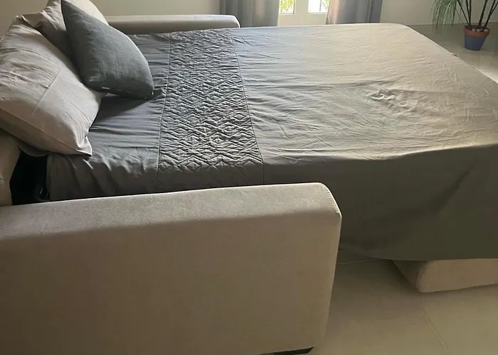 Sunset Modern 1 Bedroom Near The דירה *