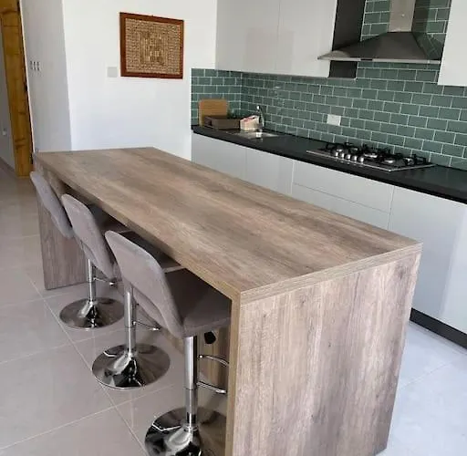 Sunset Modern 1 Bedroom Near The Διαμέρισμα Birżebbuġa